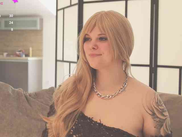 Model: LikaBerry