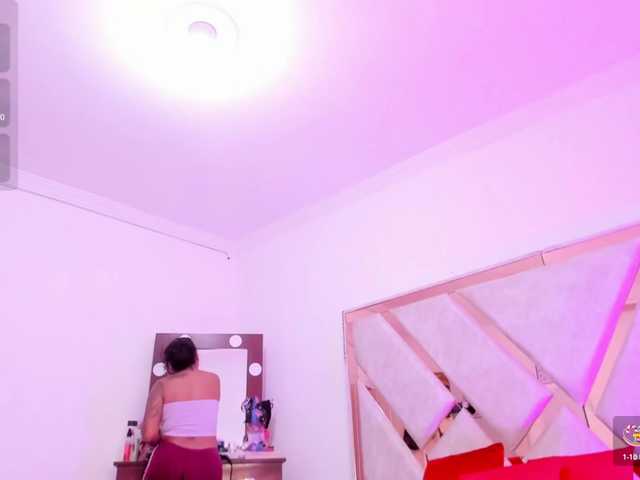 MarianaaSantos live cam on BongaCams