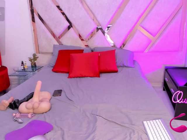 MarianaaSantos live cam on BongaCams