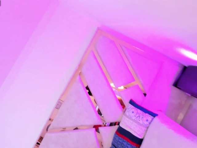 MarianaaSantos live cam on BongaCams