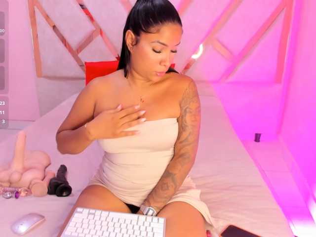MarianaaSantos live cam on BongaCams
