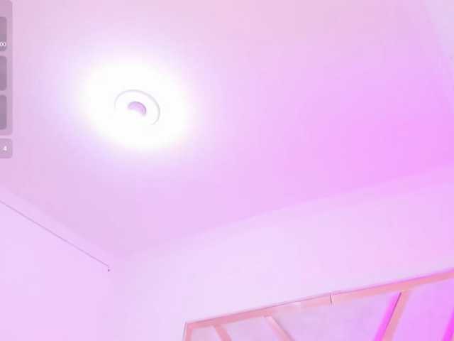 MarianaaSantos live cam preview