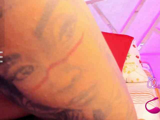 MarianaaSantos webcam
