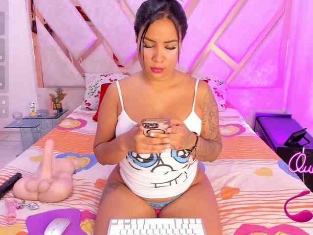 MarianaaSantos webcam