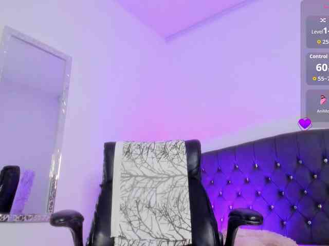 Bellasalvatore Live Webcam on BongaCams