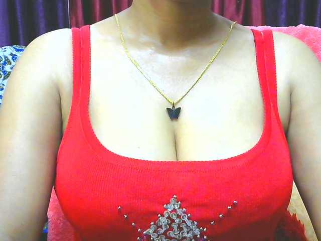 Aarju live webcam show