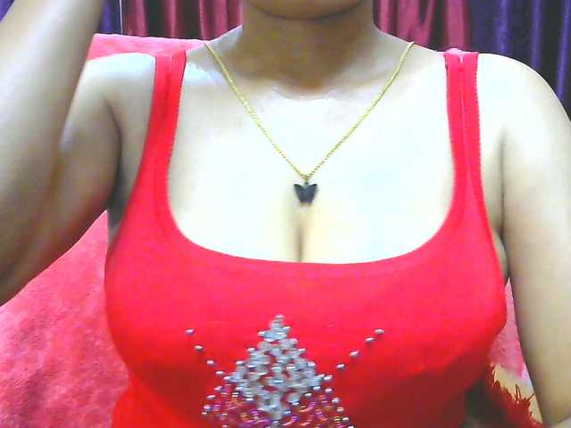Aarju live webcam show