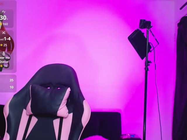 AnnieBlu3 live cam preview