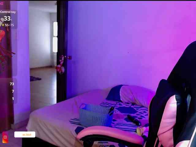AnnieBlu3