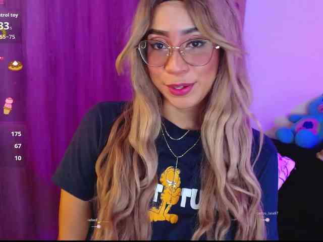AnnieBlu3 webcam
