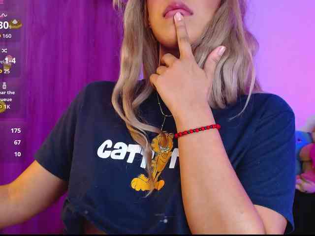 AnnieBlu3