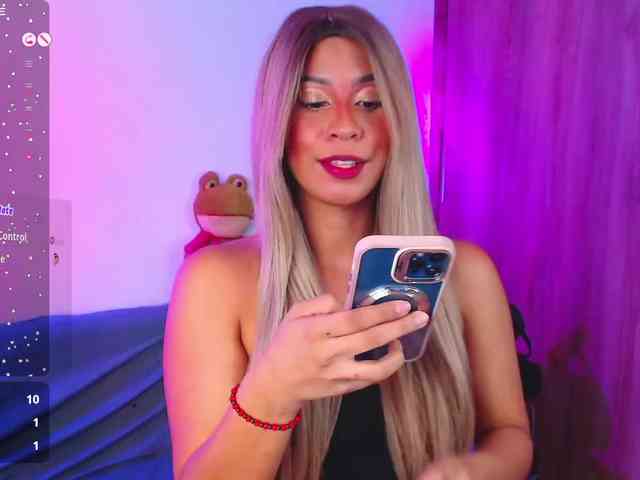 AnnieBlu3 webcam