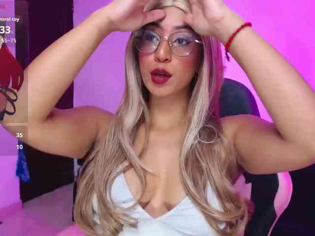 AnnieBlu3 webcam