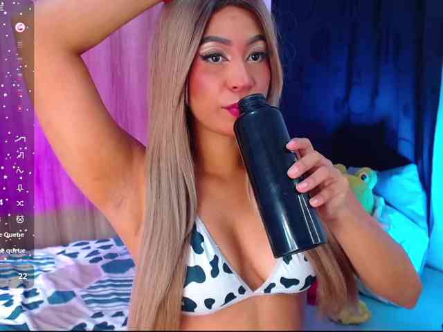 AnnieBlu3 webcam