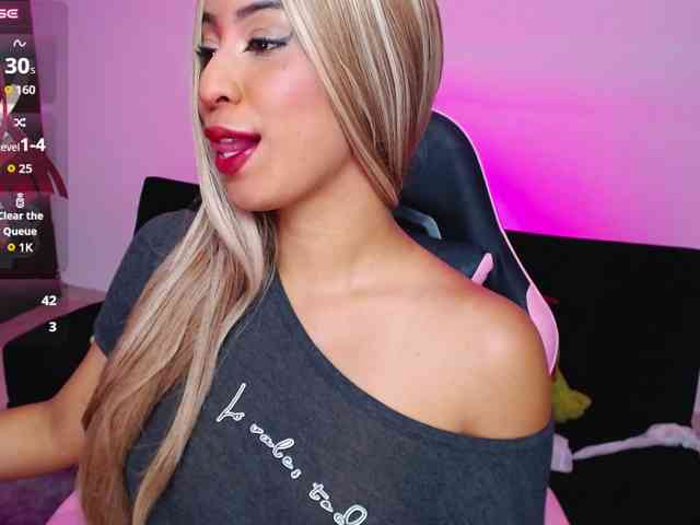 AnnieBlu3