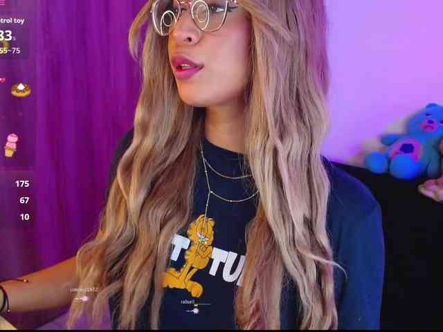 AnnieBlu3