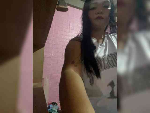 XXSquirtPINAYXX webcam