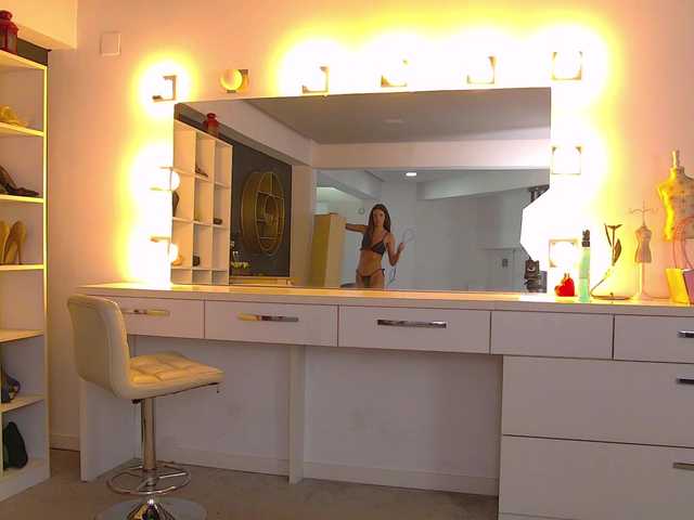 IrisMonn live cam on BongaCams