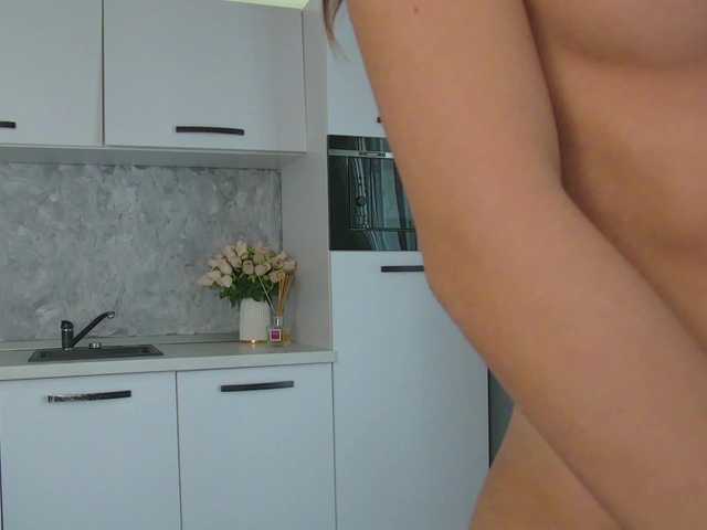 IrisMonn live cam on BongaCams