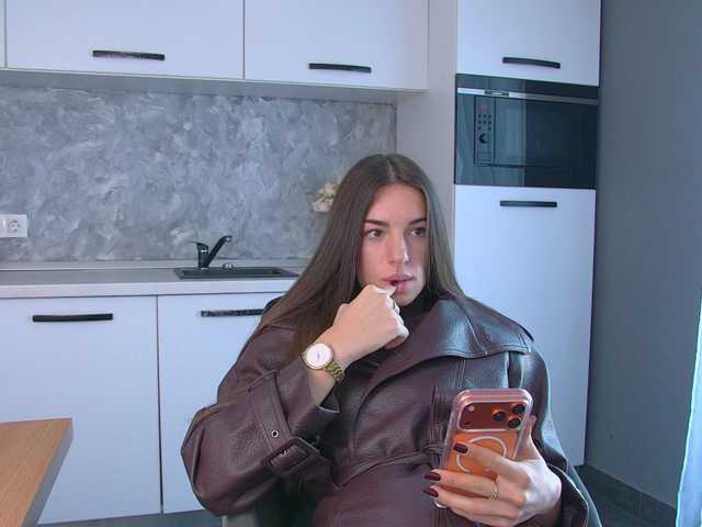 IrisMonn live cam on BongaCams