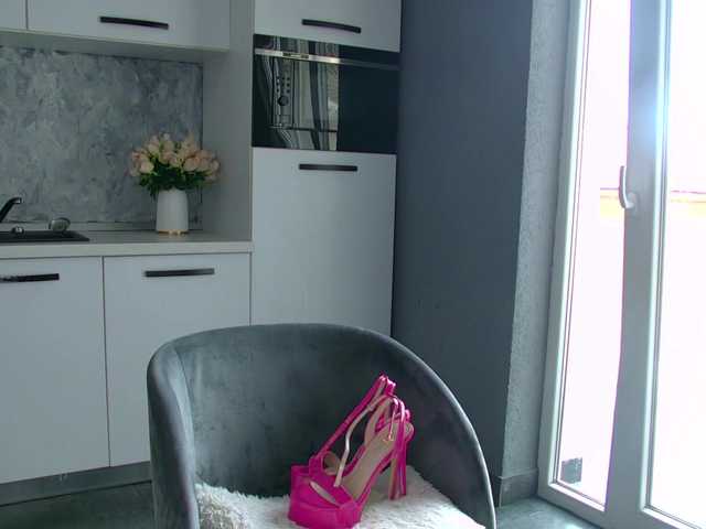 IrisMonn live cam on BongaCams