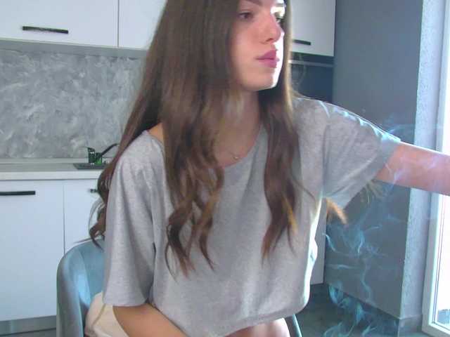 IrisMonn live cam on BongaCams