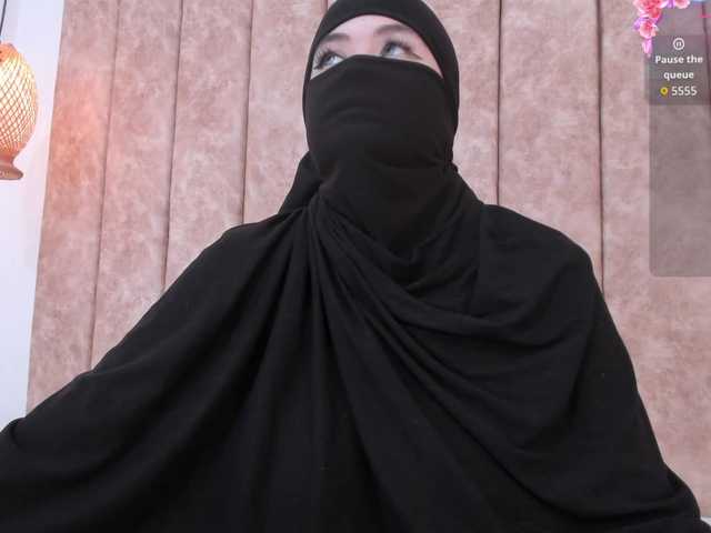 adiila's BongaCams show and profile