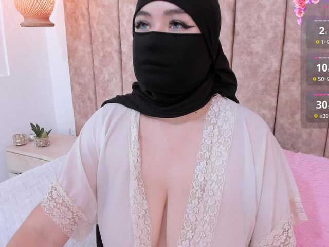 adiila's BongaCams show and profile