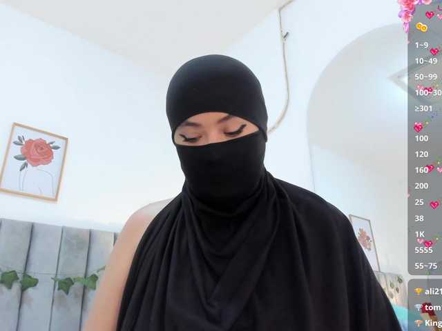 adiila live cam on BongaCams