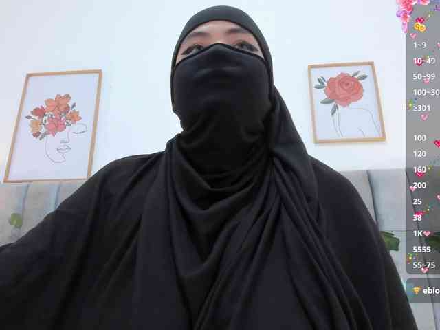 adiila webcam