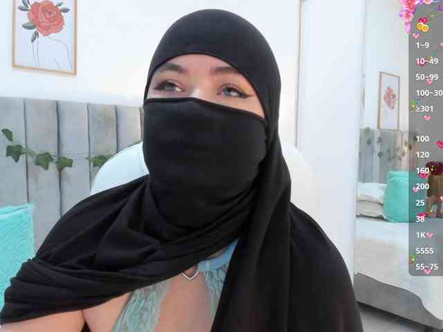 adiila webcam