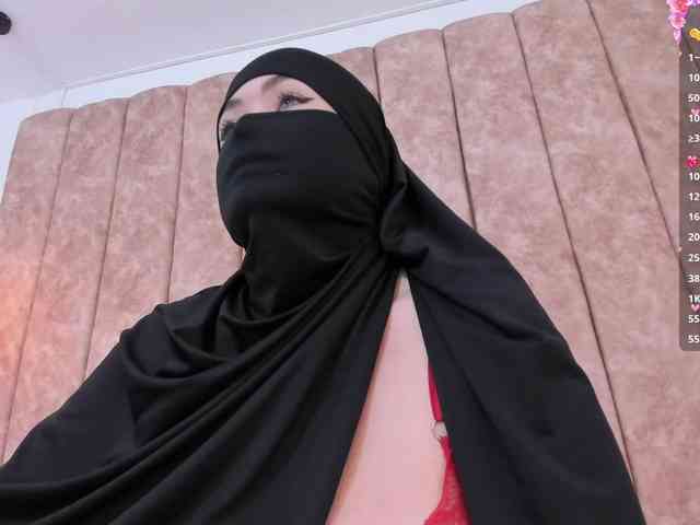 adiila webcam