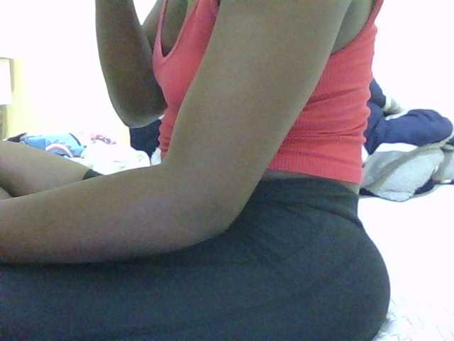 Cute-vee live cam on BongaCams