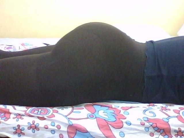 Cute-vee live cam on BongaCams