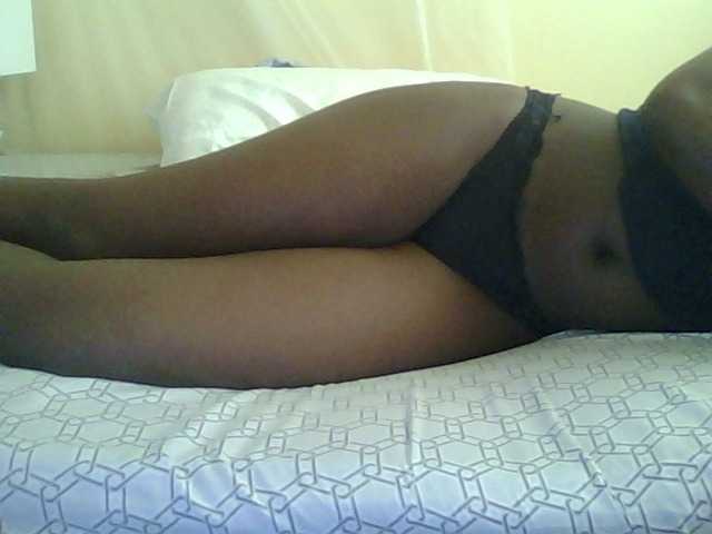 Cute-vee live cam on BongaCams