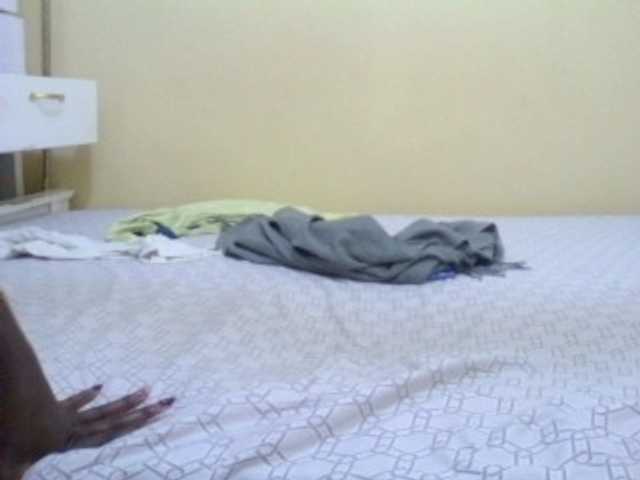 Cute-vee live cam on BongaCams