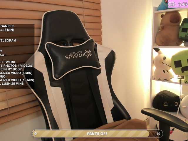 sarahlynn2005 live cam on BongaCams