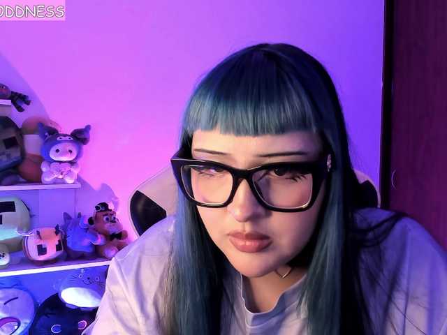 sarahlynn2005 live cam on BongaCams
