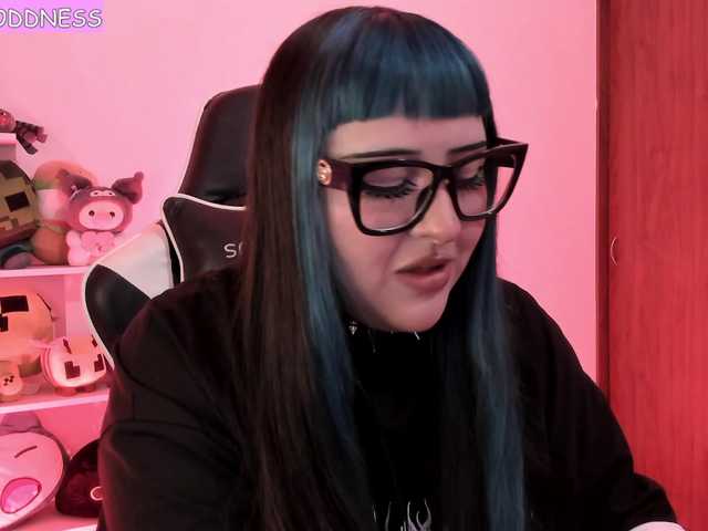 sarahlynn2005 live cam on BongaCams