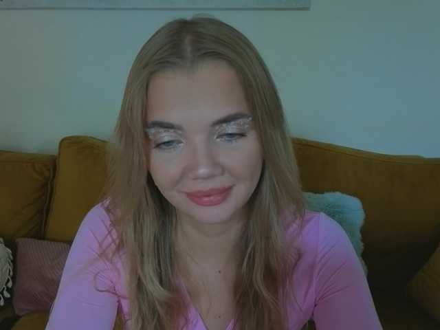 MiamiMur live cam on BongaCams
