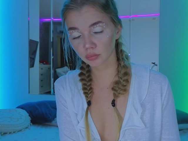 MiamiMur live cam on BongaCams