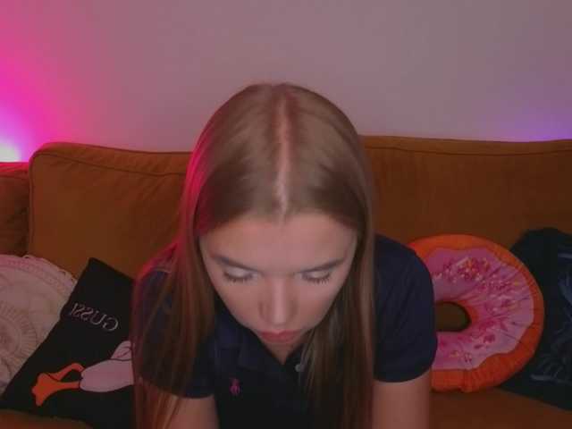 MiamiMur live cam on BongaCams