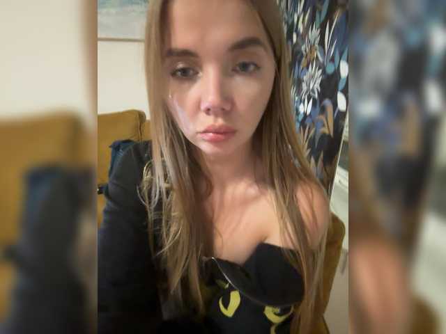 MiamiMur live cam on BongaCams