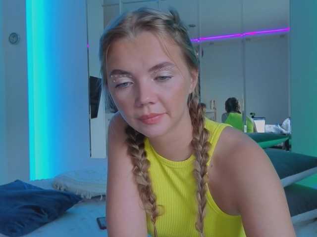 MiamiMur live cam on BongaCams