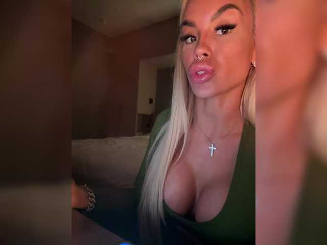 MiamiMur live cam