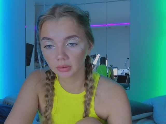 MiamiMur live cam on BongaCams