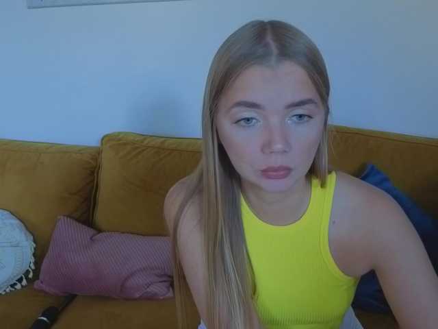 MiamiMur live cam on BongaCams
