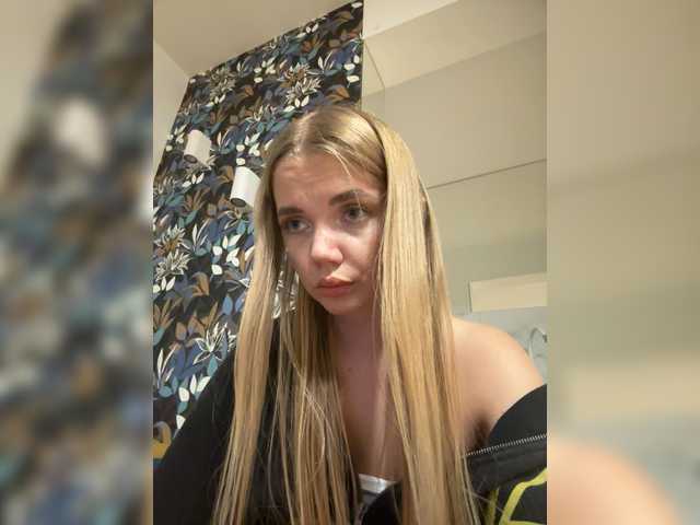 MiamiMur live cam on BongaCams