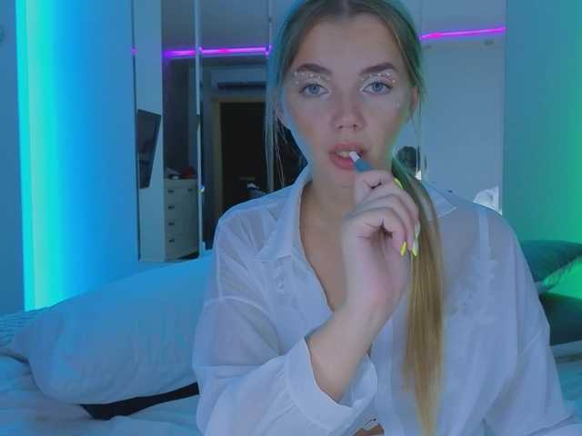 MiamiMur live cam on BongaCams