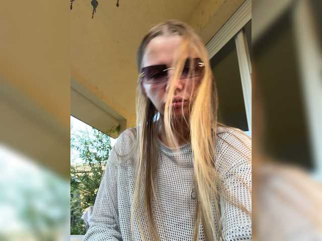 MiamiMur live cam on BongaCams